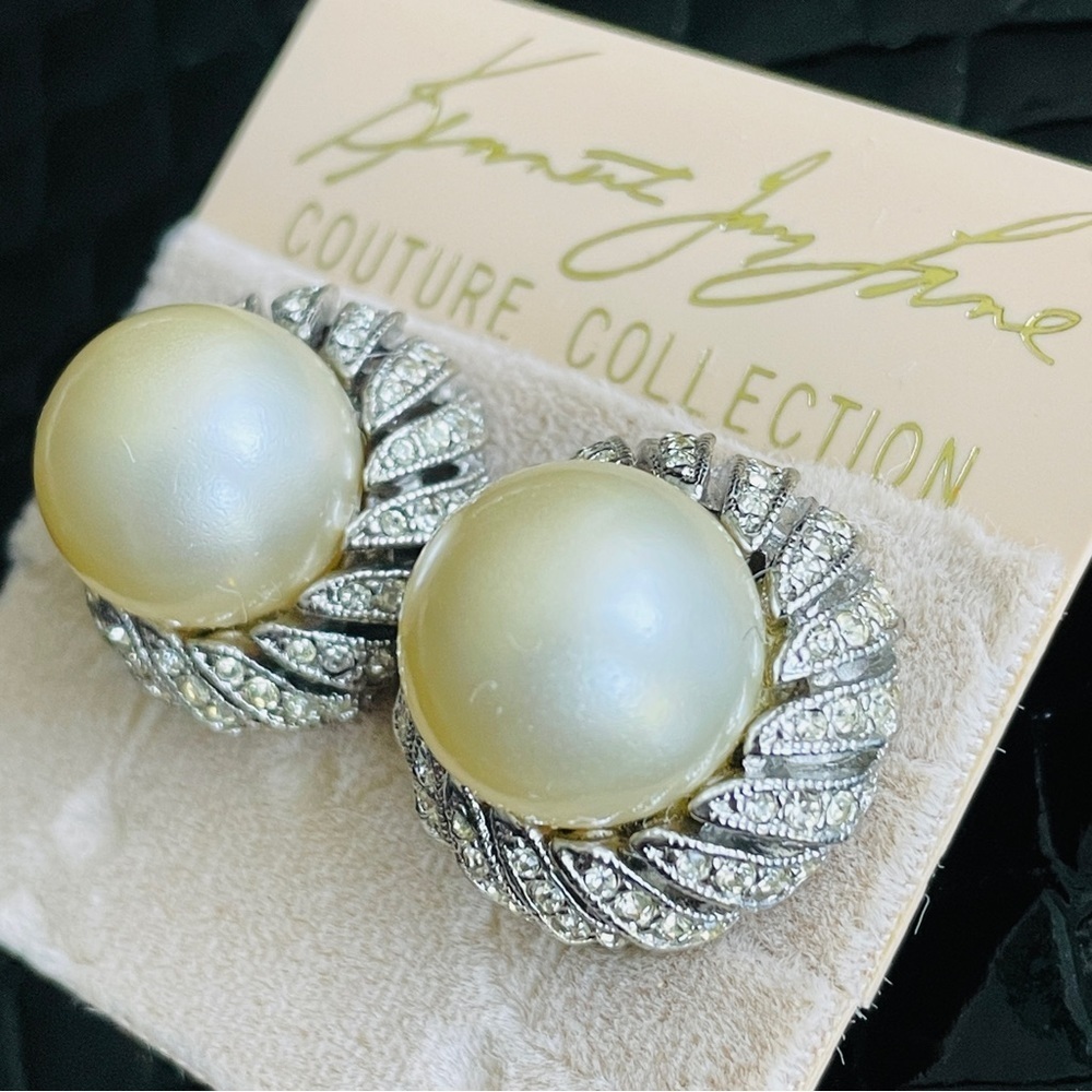 Vintage Kenneth Jay Lane KJL Pearl Rhinestone Silver Tone Clip On Earrin…